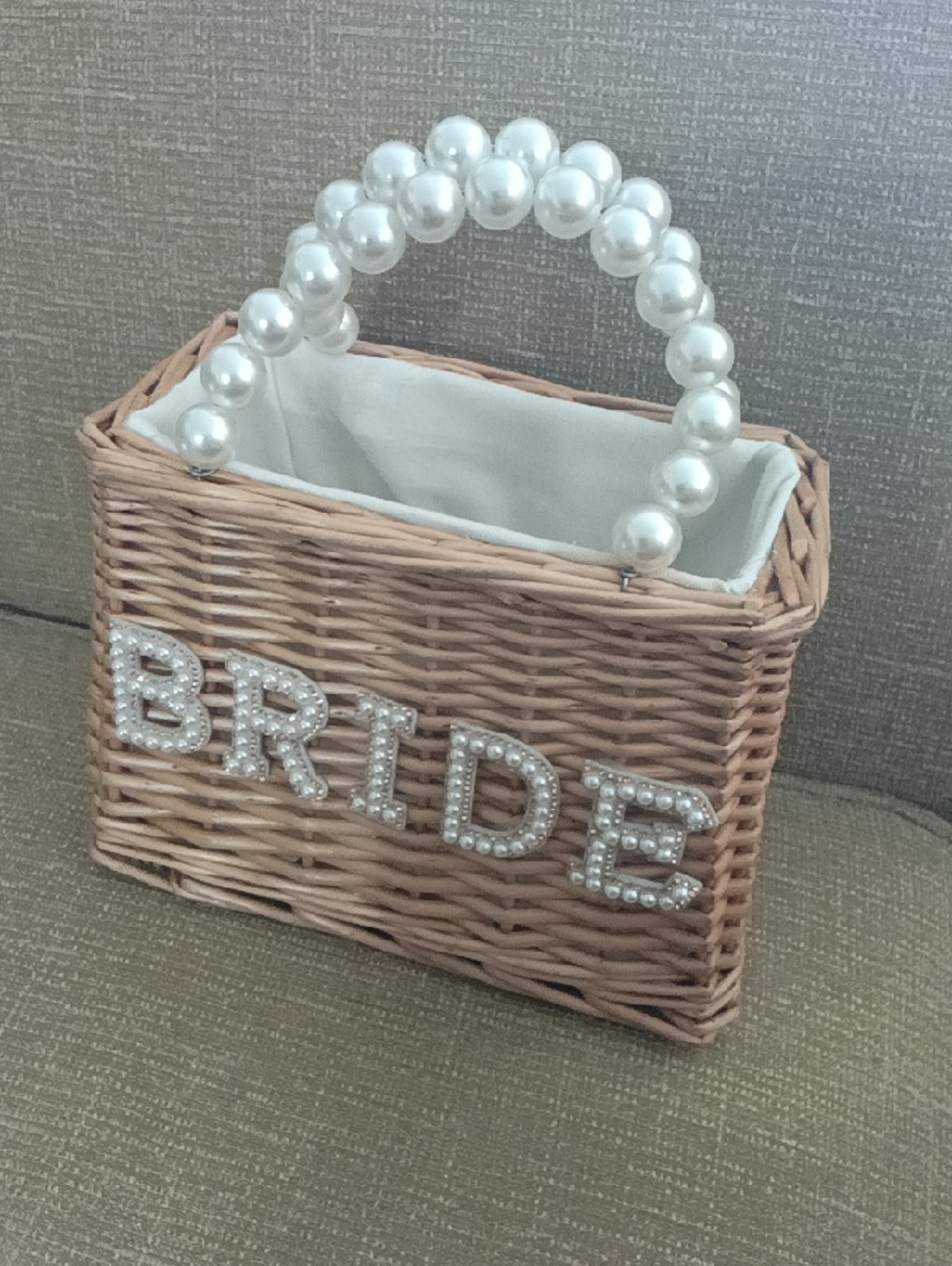 Pearl-Handle Bride Wicker Handbag in Natural Basket PURSE